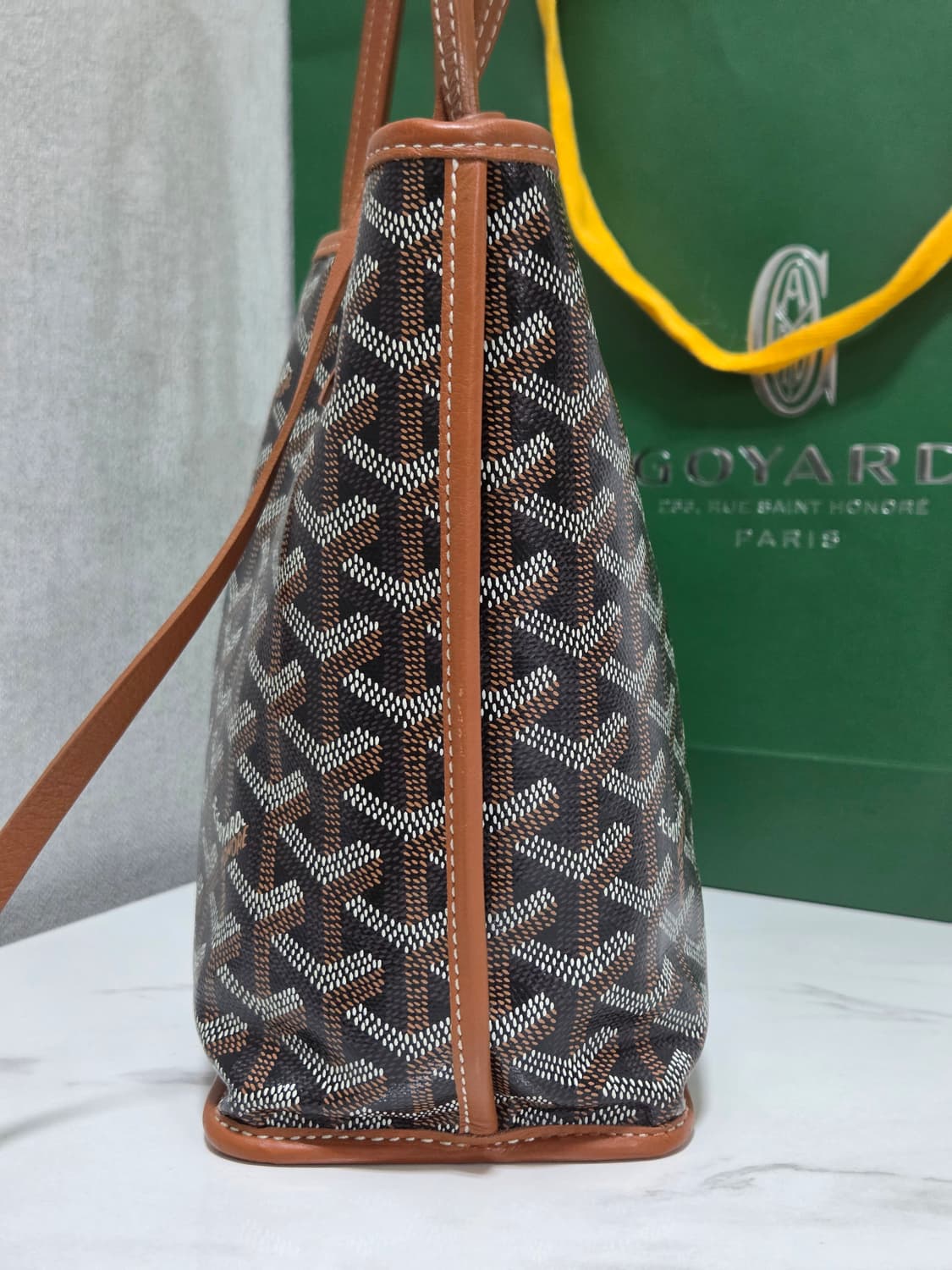 고야드 앙주 미니 백 Black Tan 상품이미지4