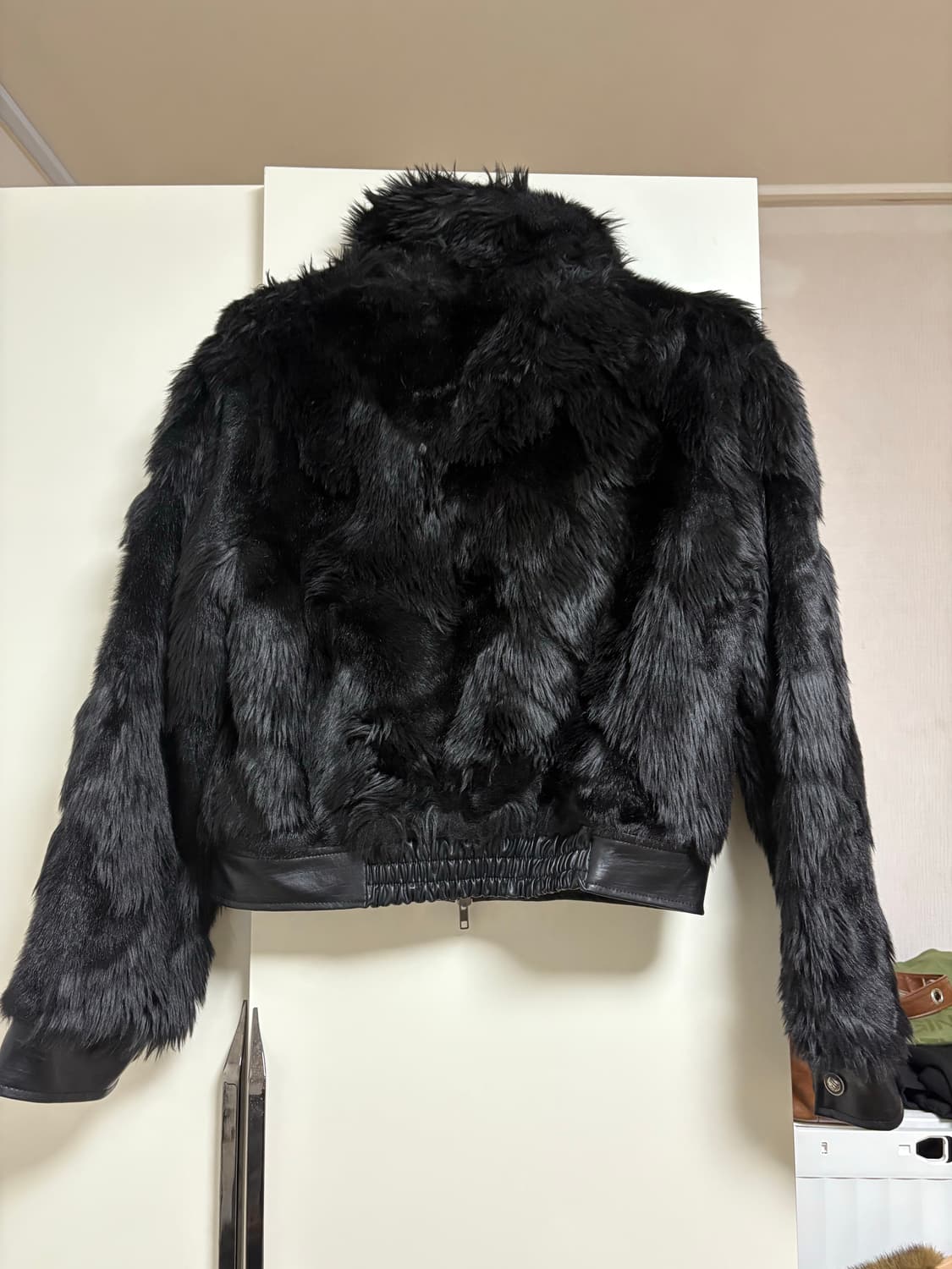 보헤미안서울 하이넥 투웨이 퍼자켓 블랙 상품이미지2