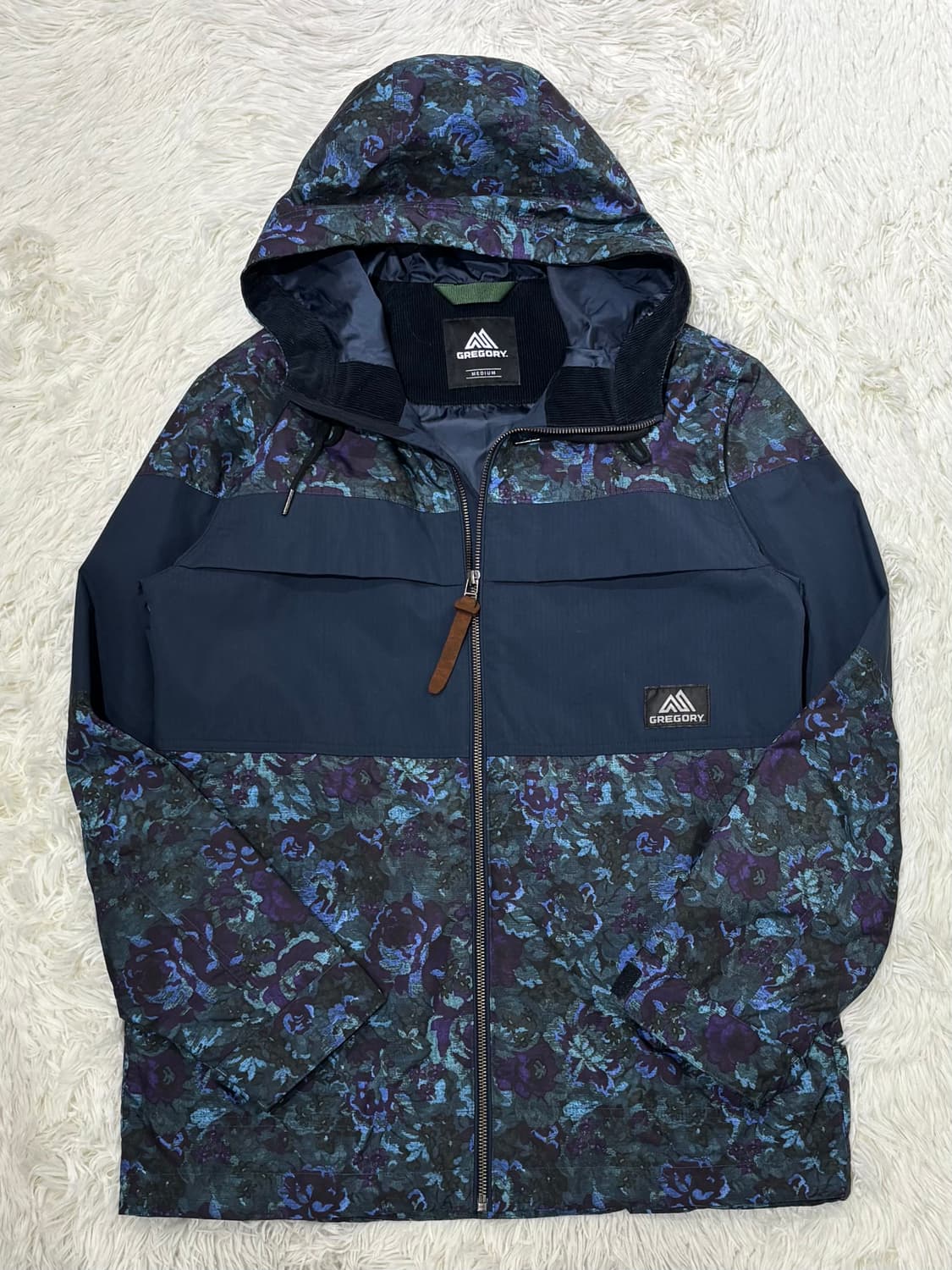 그레고리 패턴 후드 바람막이 상품이미지3