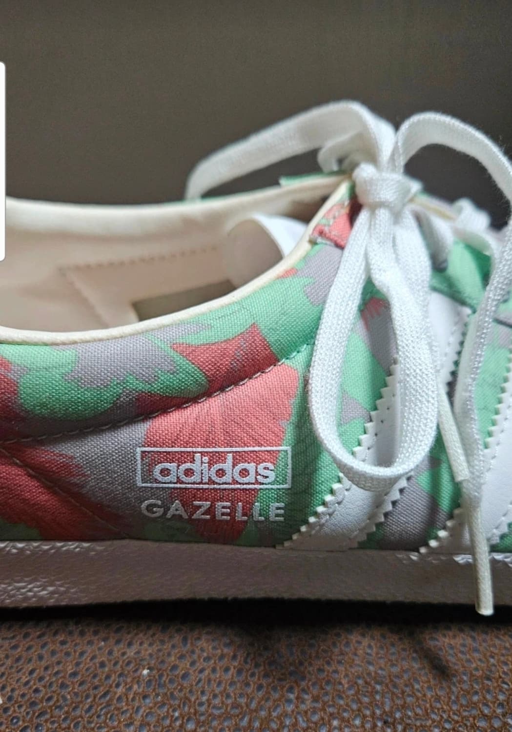 아디다스 플로럴패턴 가젤 240mm 상품이미지3