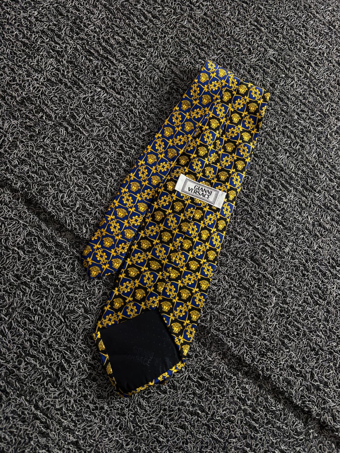 90s 지아니 베르사체 아카이브 메두사 패턴 넥타이 4161 상품이미지5