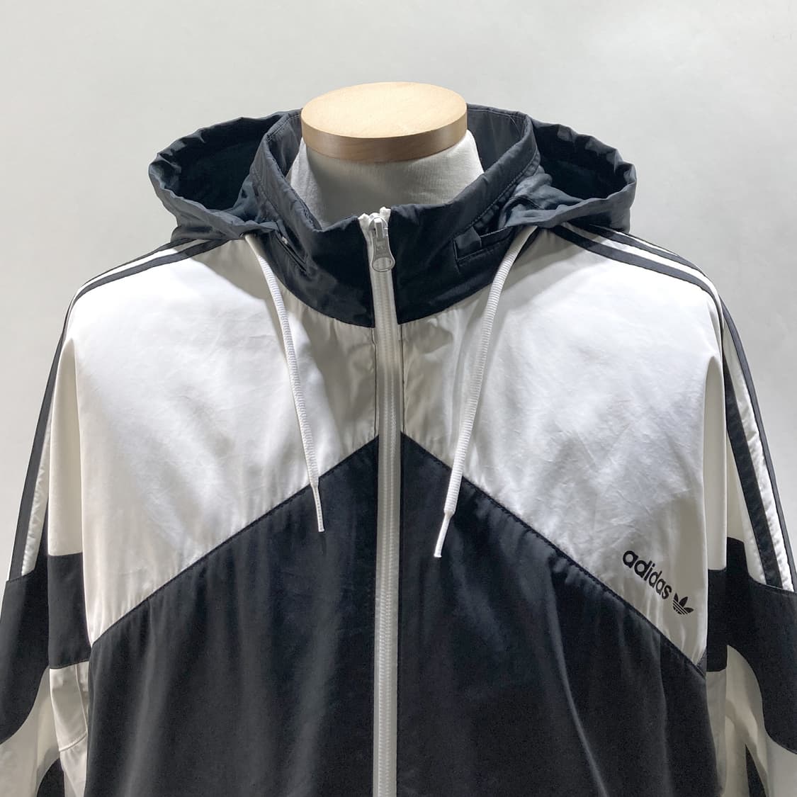 아디다스 남성 팔머스톤 윈드브레이커 흰검 L  상품이미지2