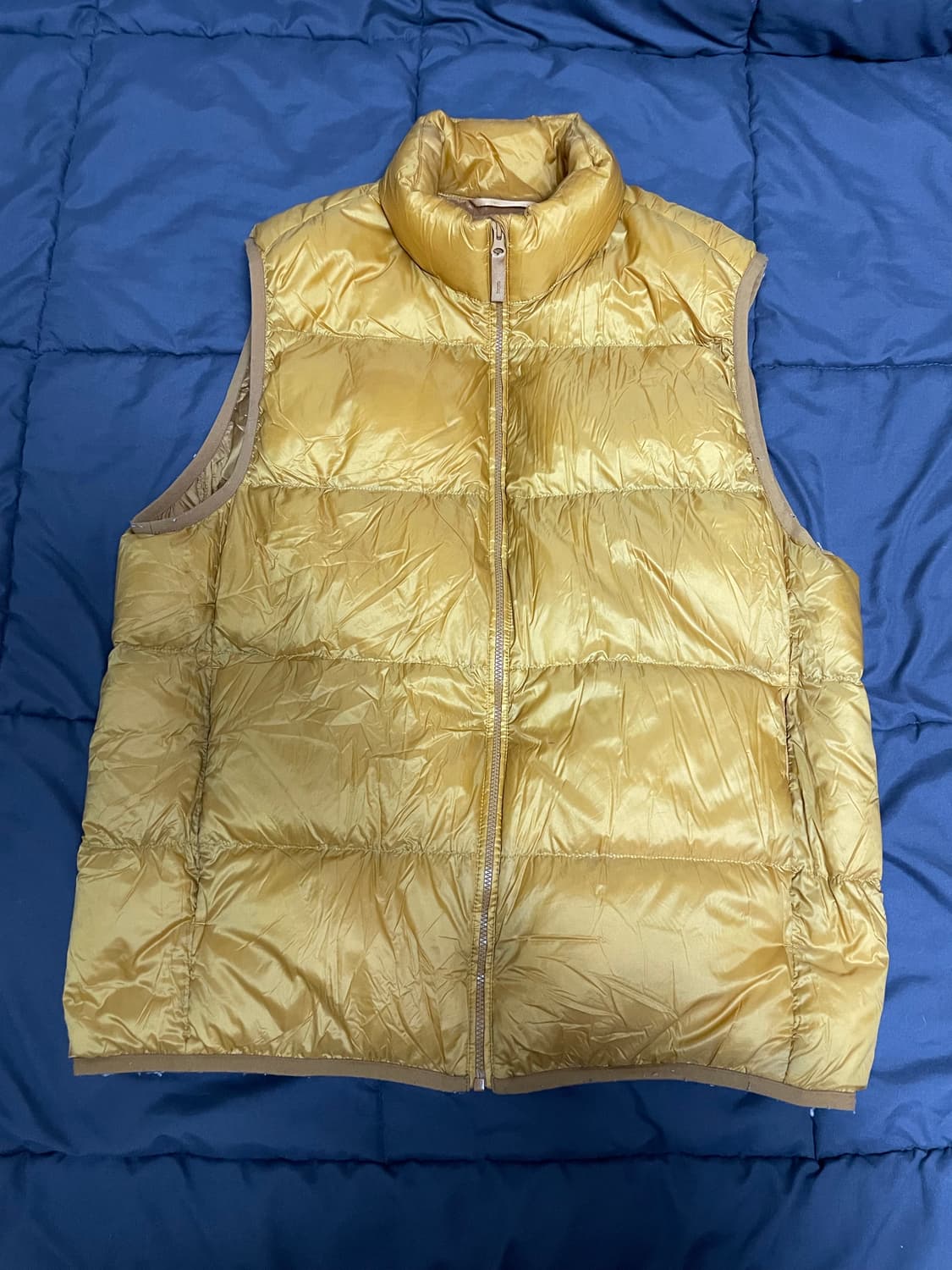 유니클로 울트라 라이트다운 베스트 L 상품이미지2