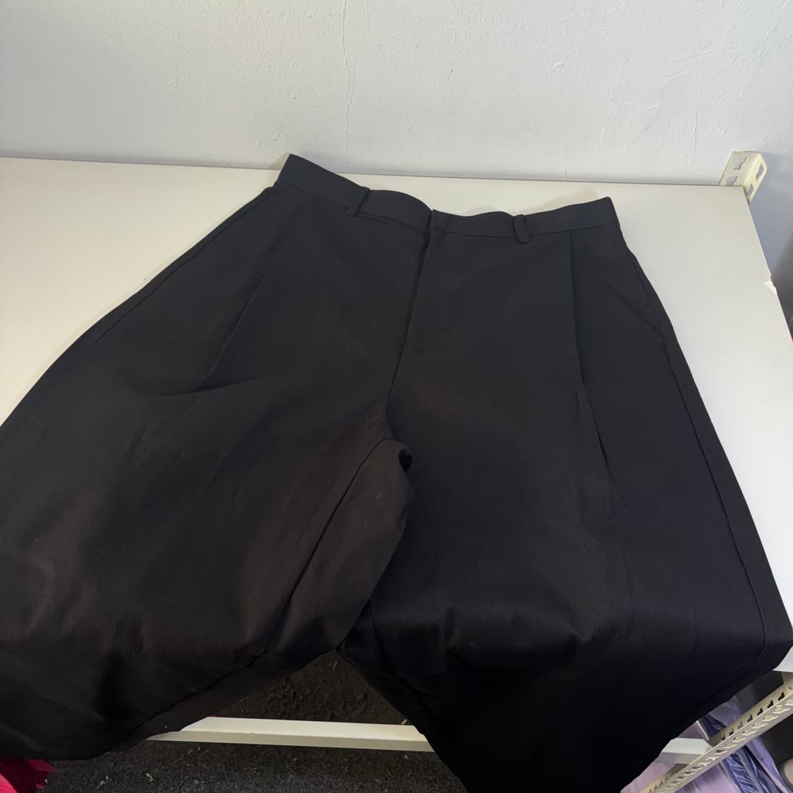 L 브아빗 블랙 하이웨스트 벌룬핏 핀턱 치노팬츠 상품이미지1