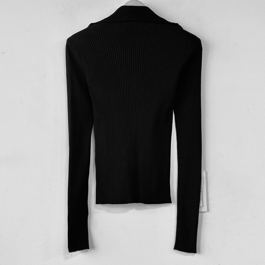 에센셜앤트워프 2024 로고 니트 집업 가디건 상품이미지6