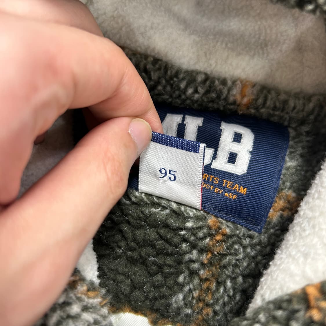 MLB 누빔 체크 쉐르파 플리스 자켓(95) 상품이미지3