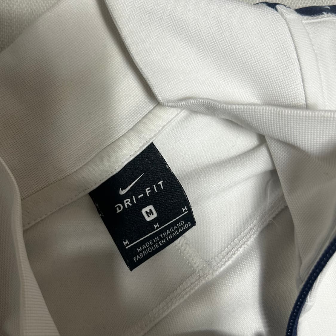 M 나이키 토트넘 화이트 트랙탑 상품이미지4