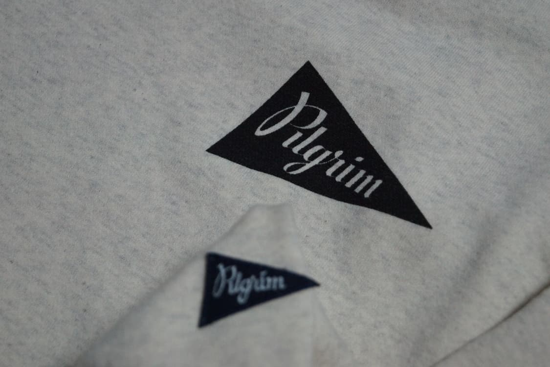 (XLARGE) 필그림 서프 서플라이 페넌트 크루 스웨트  상품이미지4