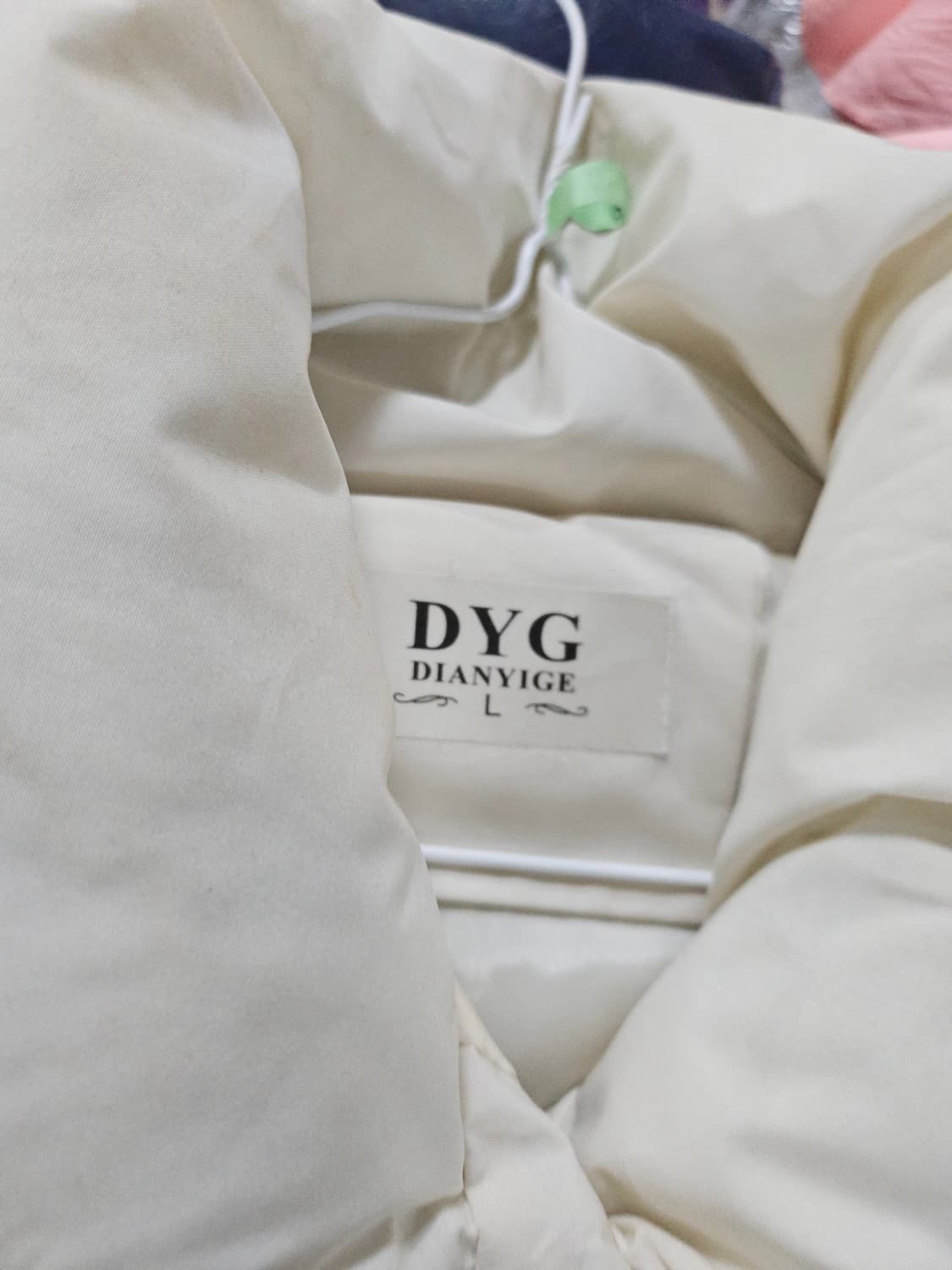 DYG 화이트 패딩 조끼   L 상품이미지2