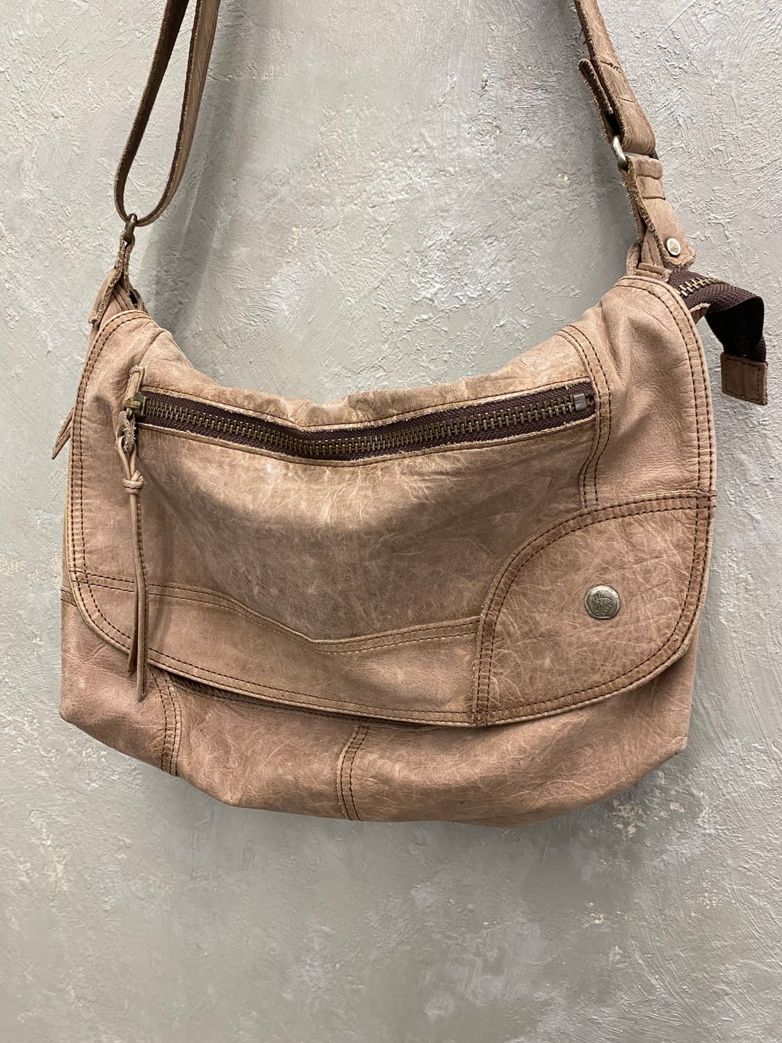 [37*24] LA Galleria 재팬 메이드 레더 크로스백 상품이미지2