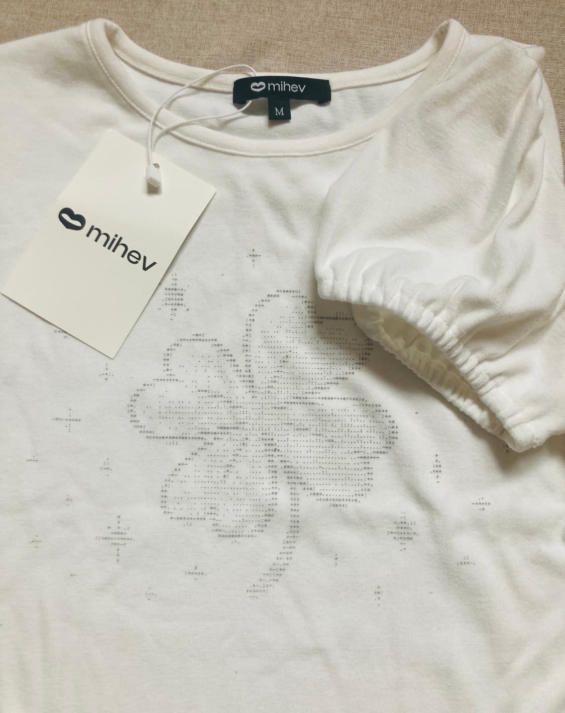 미헤브 클로버 퍼프 티셔츠 화이트 상품이미지3