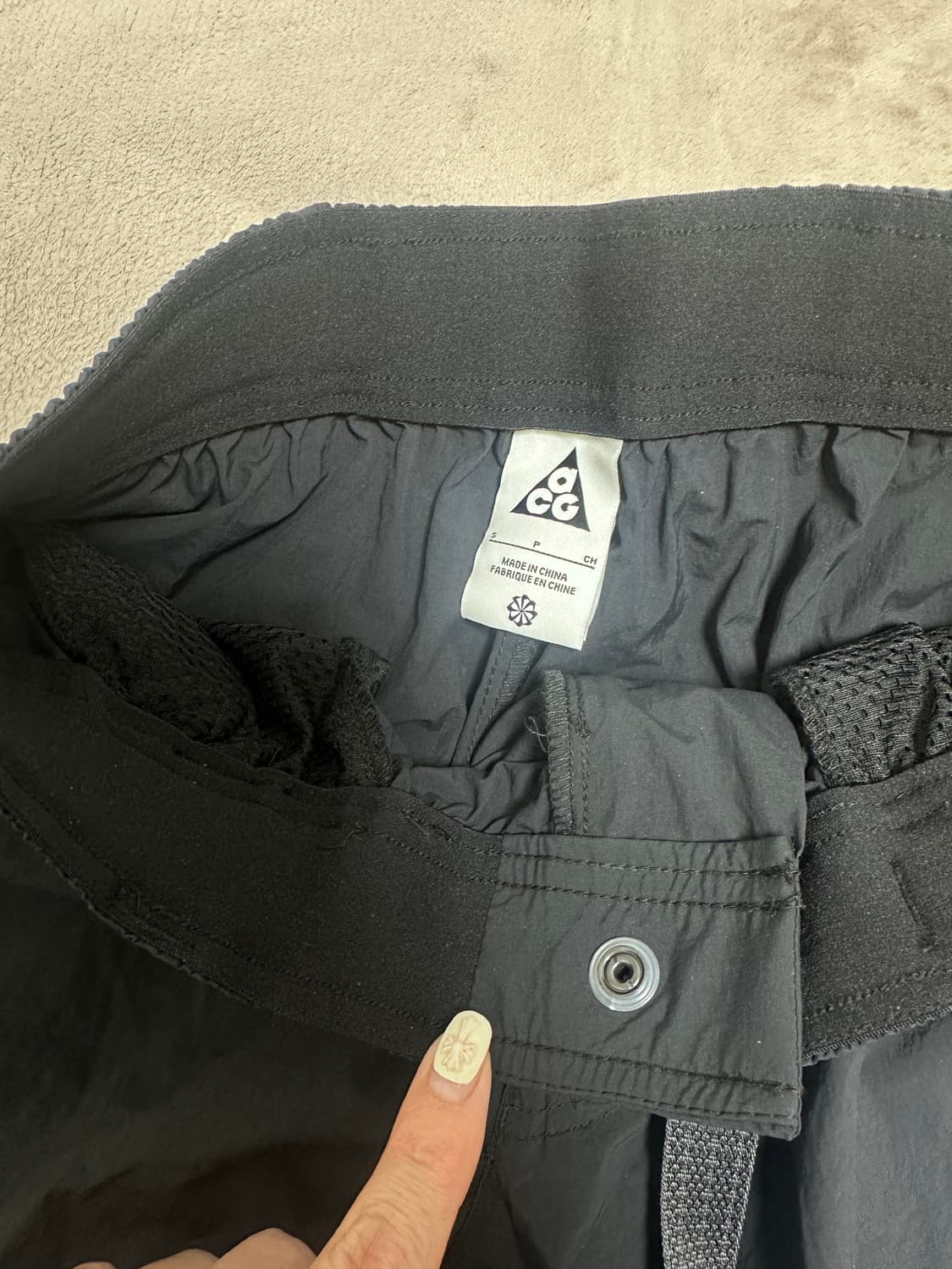 (새상품)나이키 ACG 오브 위버 UV 리펠 오버사이즈 쇼츠 블랙 상품이미지7