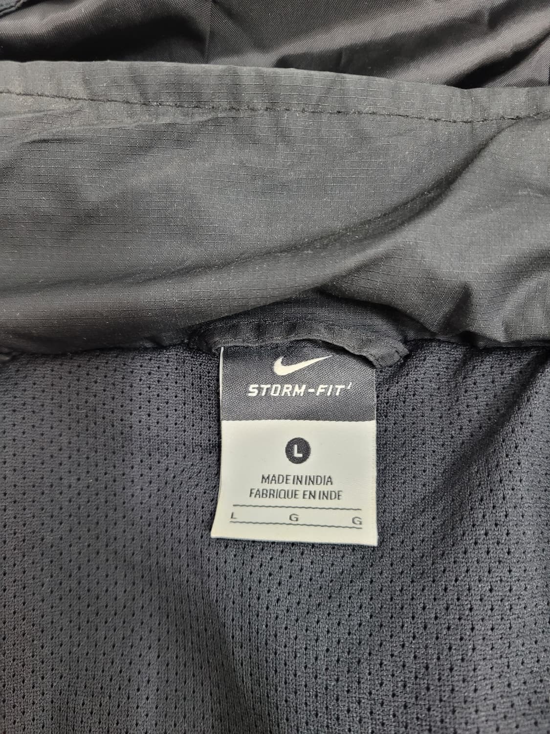 나이키 맨체스터 유나이티드 스톰핏 바람막이 자켓 / L (75) 블랙
 상품이미지8