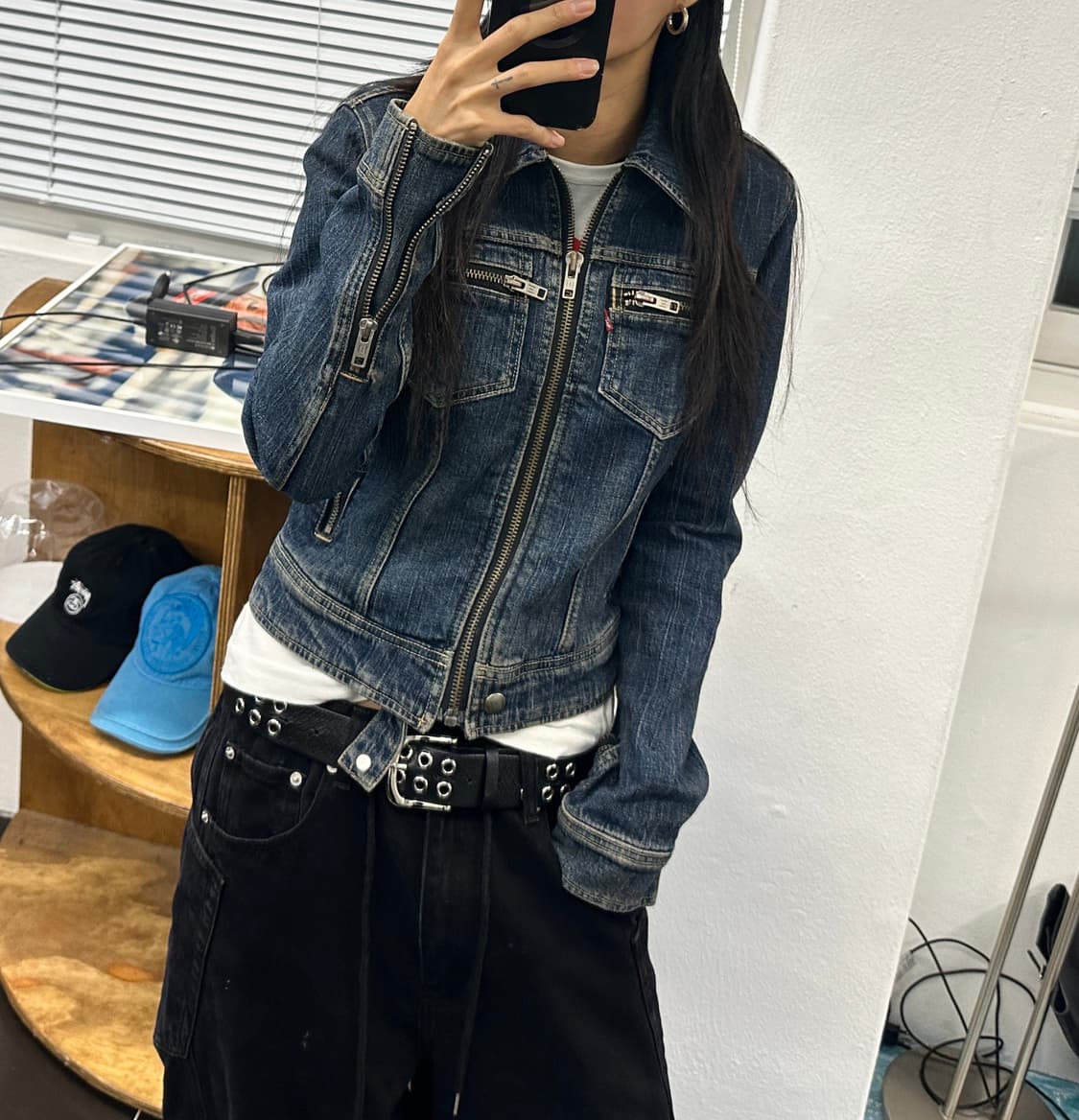 리바이스 세미 크롭 데님자켓 (딱붙핏) 상품이미지1