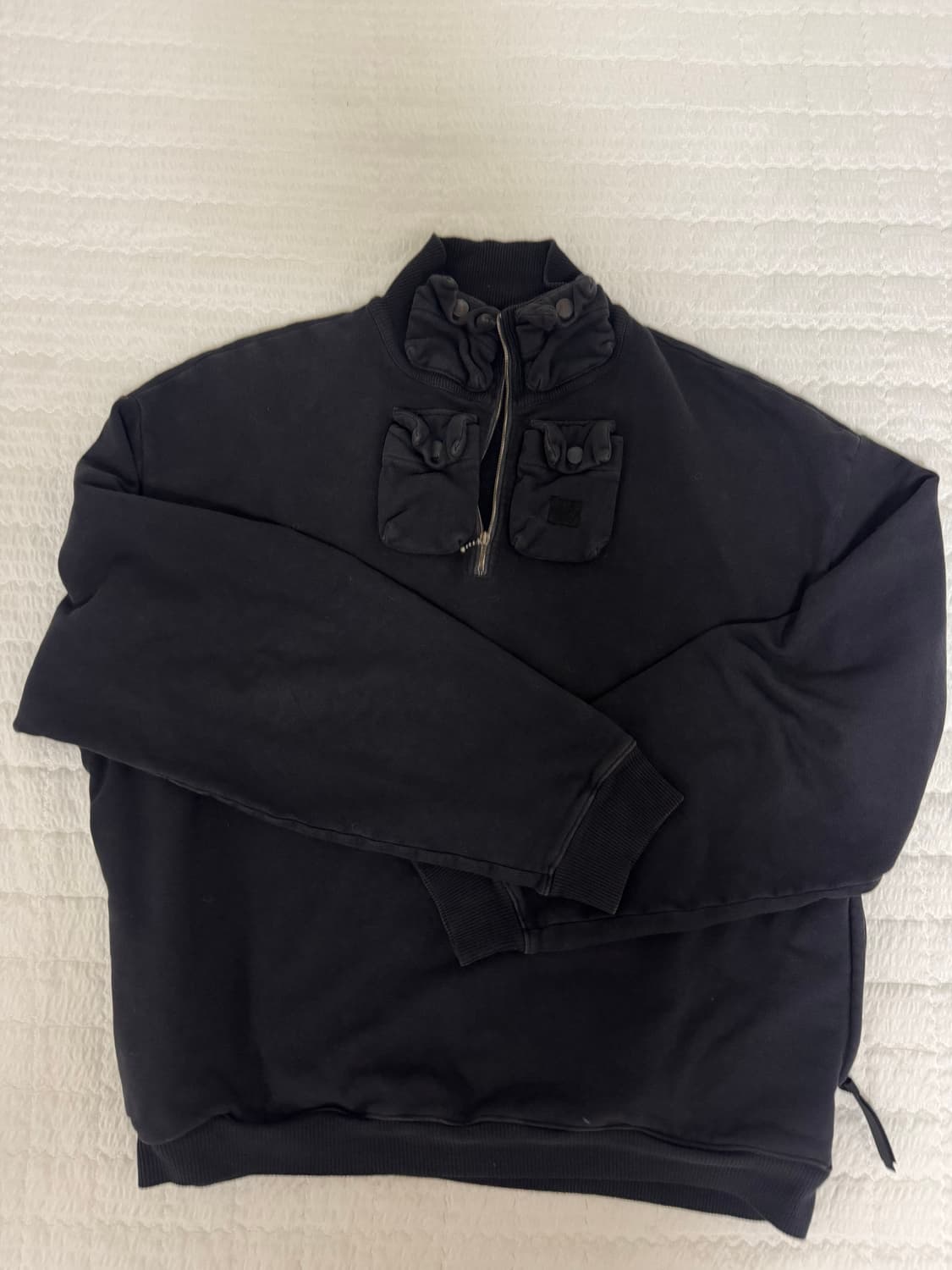 캐피탈 주머니 디테일 맨투맨  상품이미지2