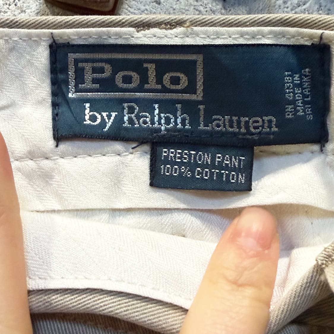 폴로 랄프로렌 클래식 테이퍼드 치노팬츠 후면자수 디테일 베이지 상품이미지5