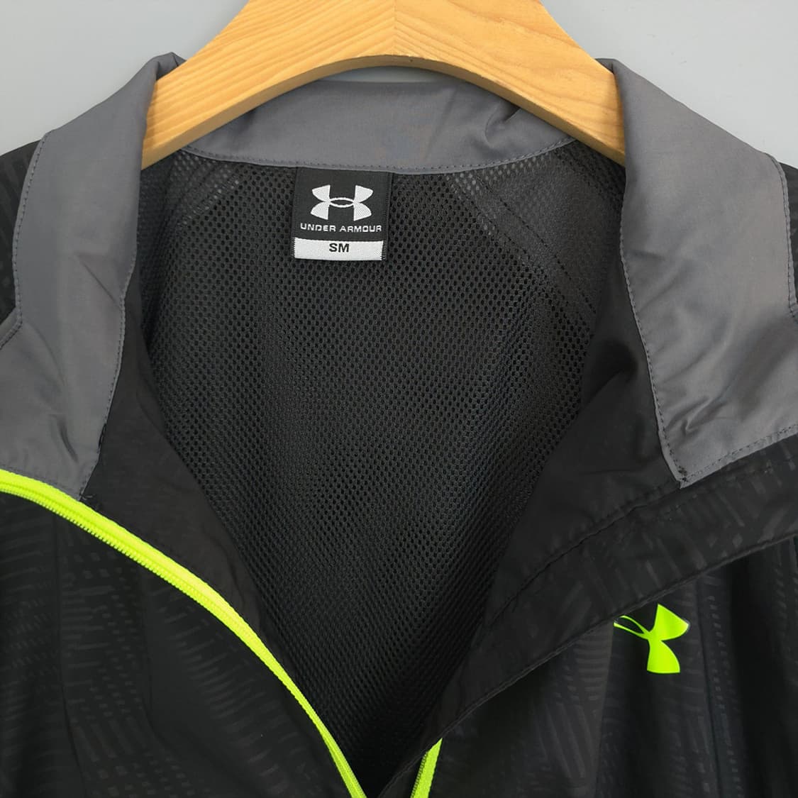 언더아머 Under Armour 반집업 반팔 티셔츠 블랙 SM 상품이미지6