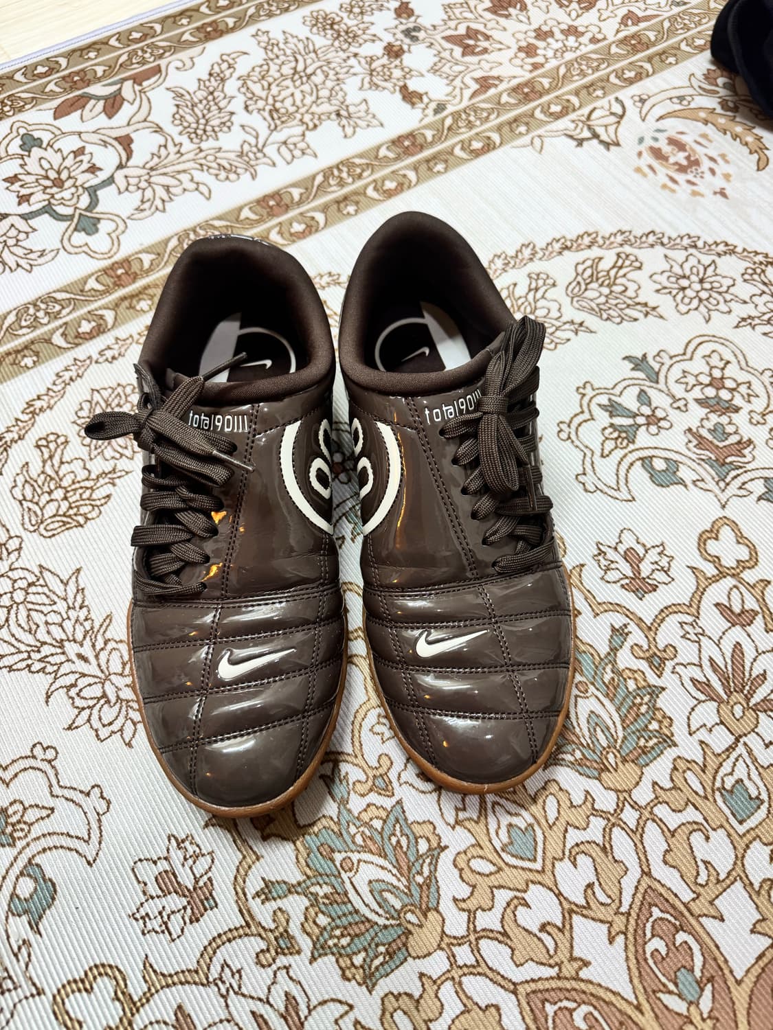 나이키 토탈 90 에나멜 브라운 270 상품이미지2