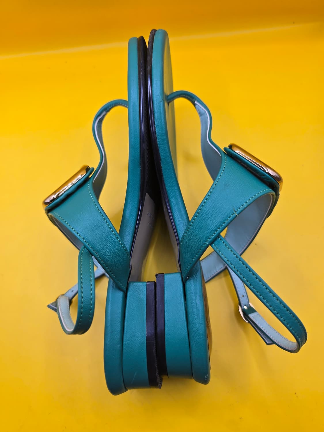 슈 앤 도로시 가죽쪼리샌들 235 상품이미지3