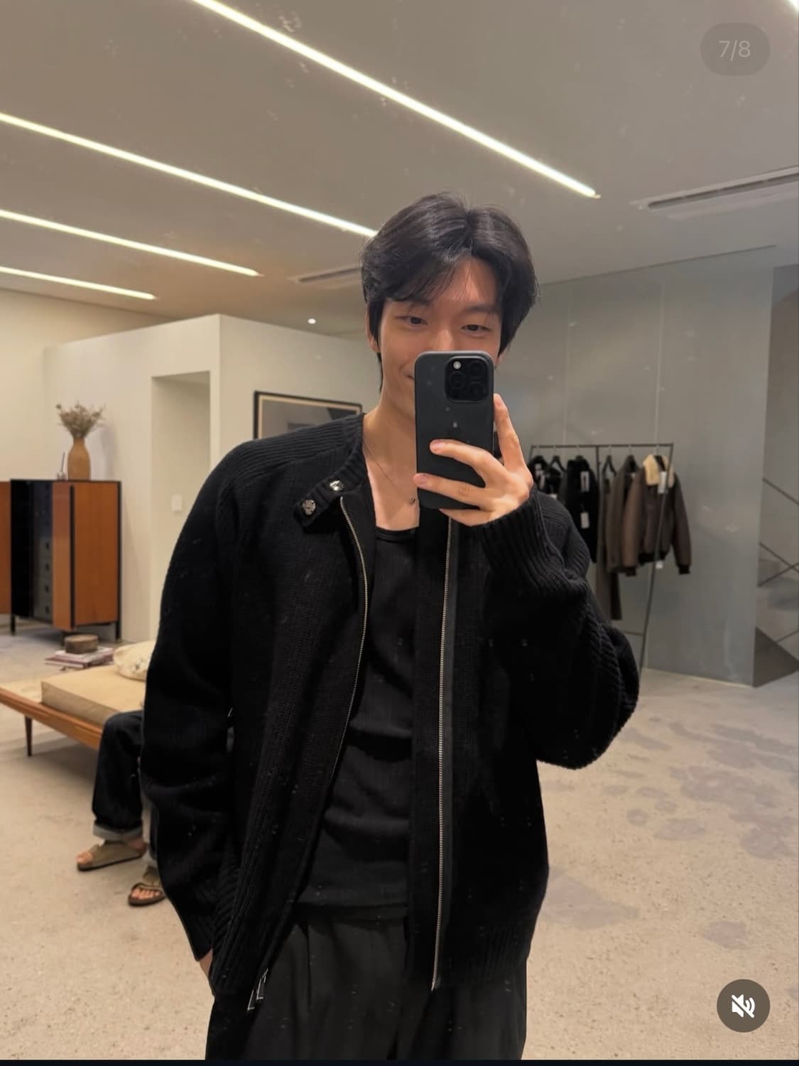 MERINO WOOL KNITTED ZIP-UP JUMPER_ BLACK 상품이미지1