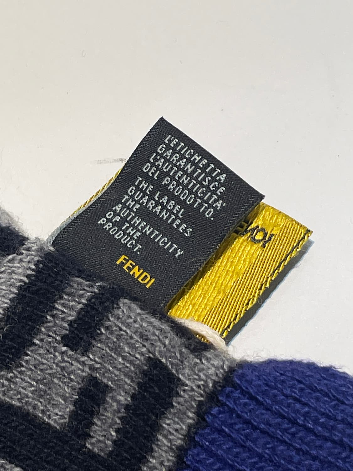 펜디 로고 패턴 목도리 A1429 상품이미지9