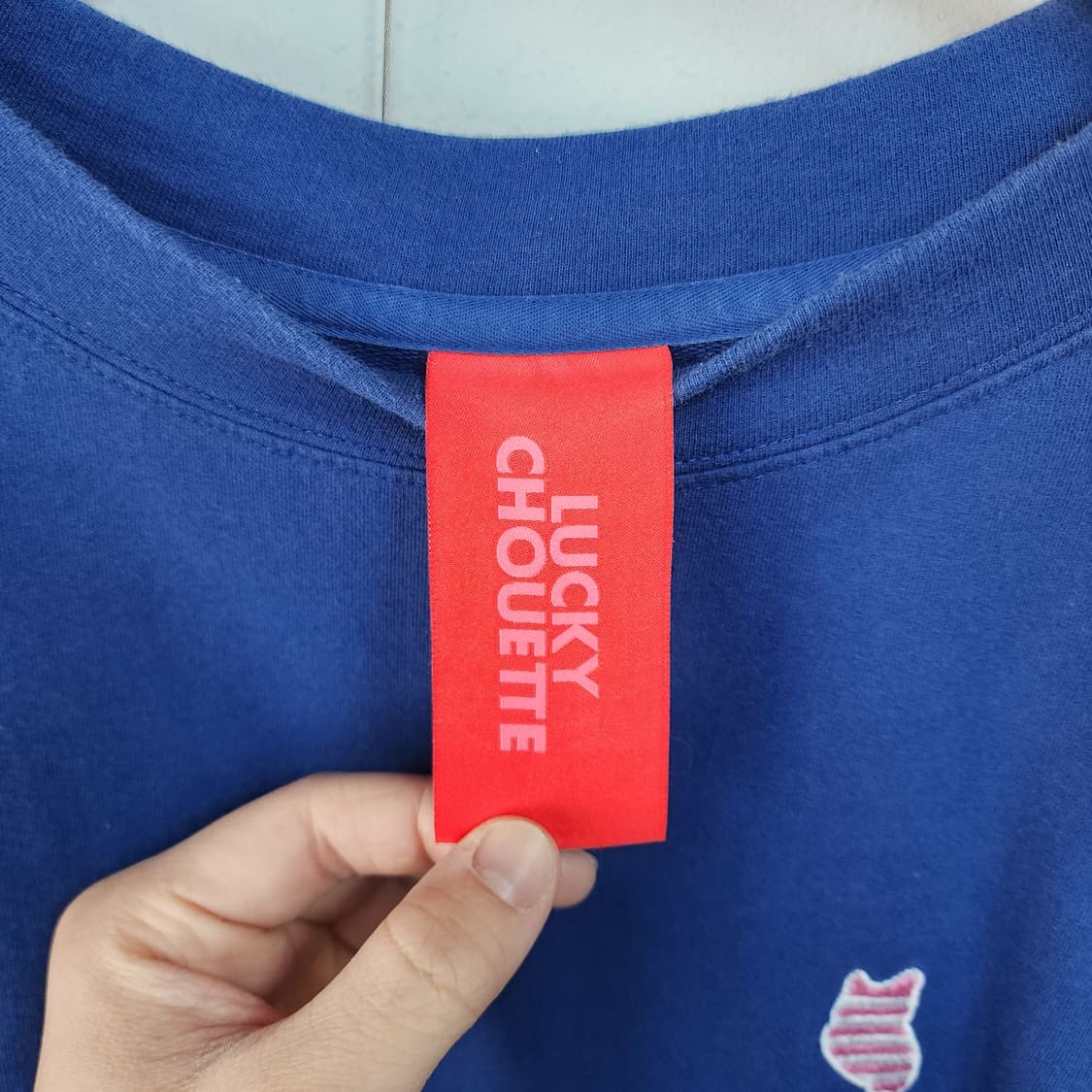 럭키슈에뜨 고양이 자수 반팔 티셔츠 상품이미지4