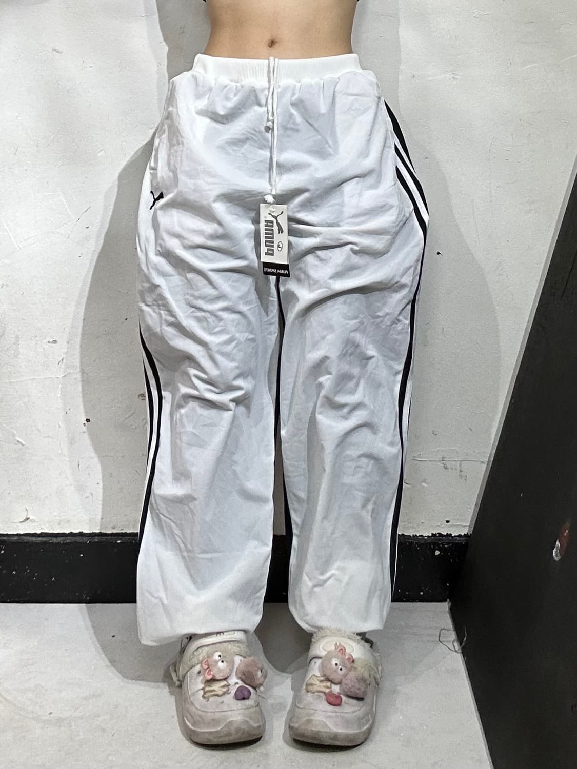 푸마 데드스탁 와이드 화이트 블랙 사이드 라인 추리닝 트레이닝 팬츠 L 상품이미지2