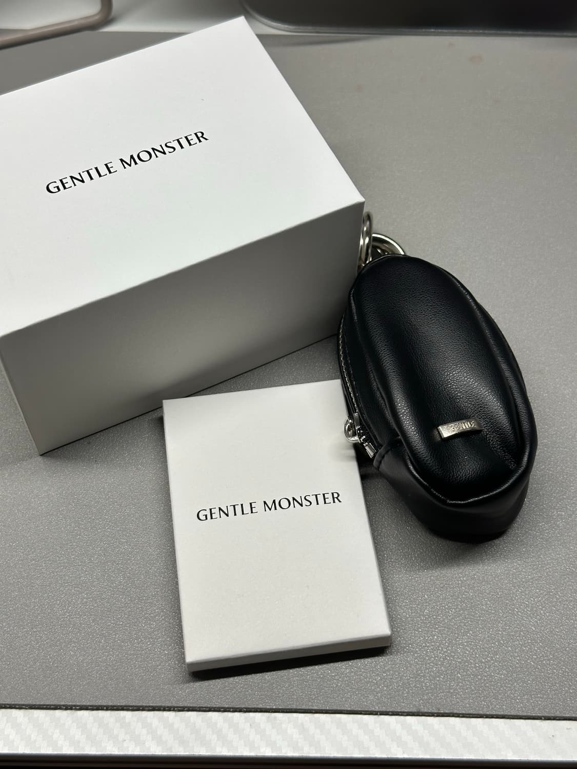 젠틀몬스터 PICO 02 은색 안경 풀박스 상품이미지1