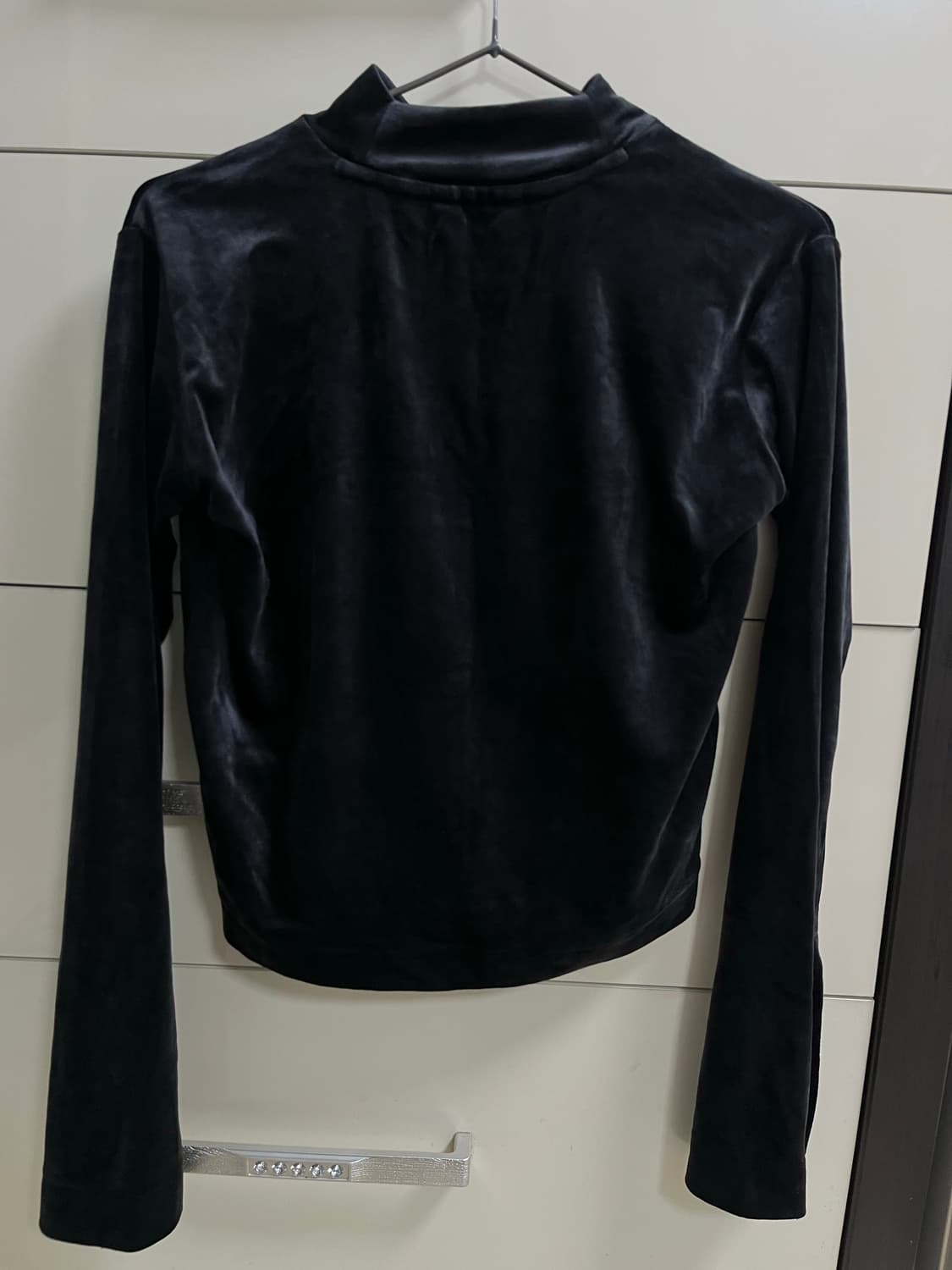 아디다스 벨벳 반폴라 티셔츠 xs 상품이미지4