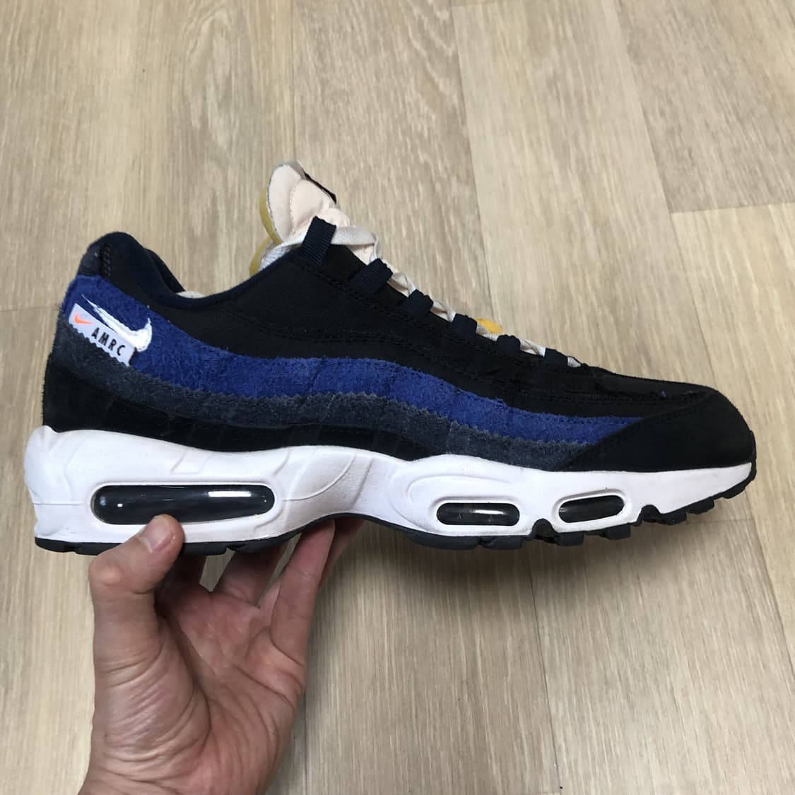 (280) 나이키 NIKE 에어맥스 95 SE 러닝 클럽 블랙 딥 로얄  상품이미지2