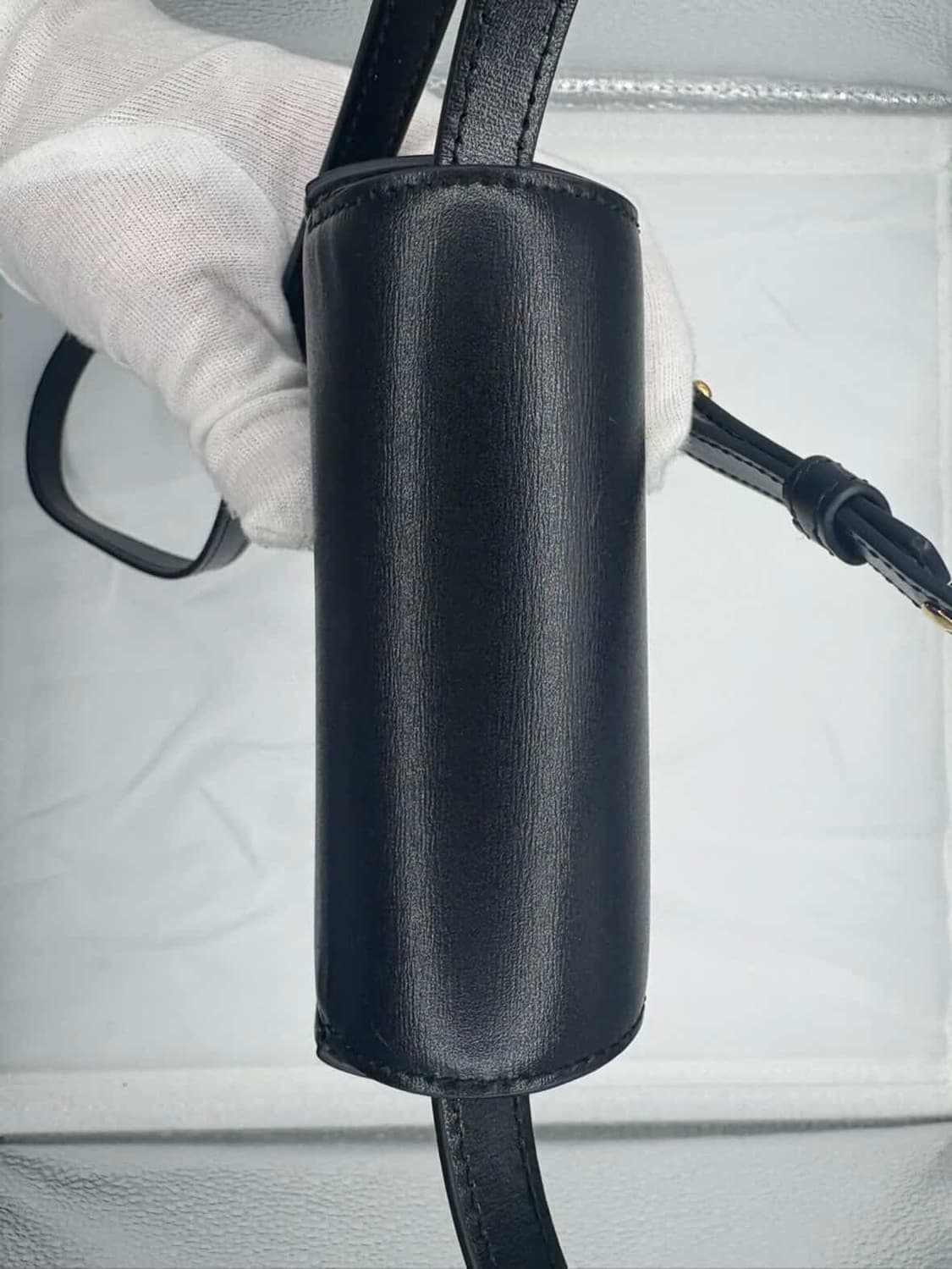 셀린느 트리오페 블랙 미니백 상품이미지8