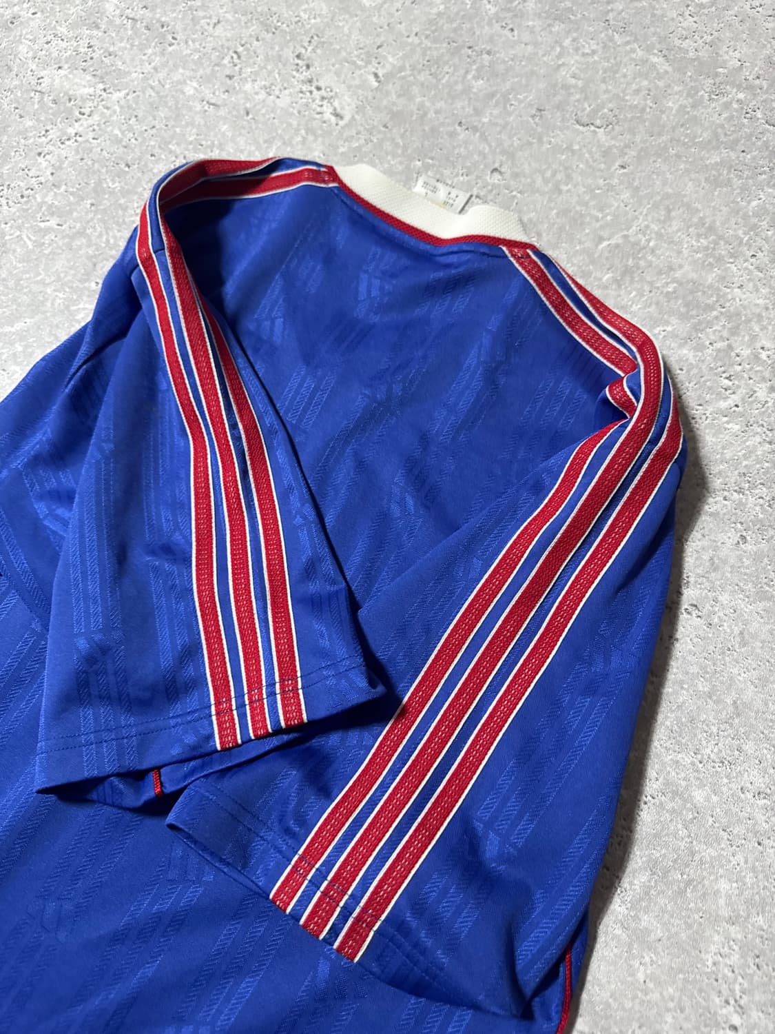 L 아디다스 삼선 90s 빅로고 올드스쿨 트레이닝 풋볼 반팔 티
 상품이미지5