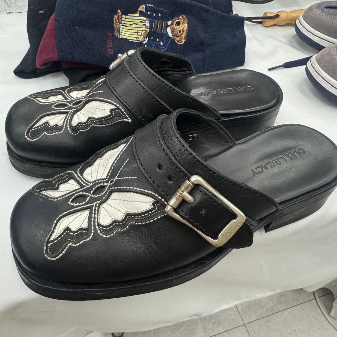 아워레가시 카미온 뮬 240-45(37사이즈) 상품이미지1