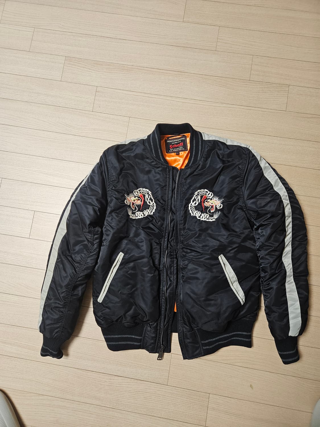 schott 쇼트 스카쟌 항공자켓
사이즈 XL
 상품이미지1