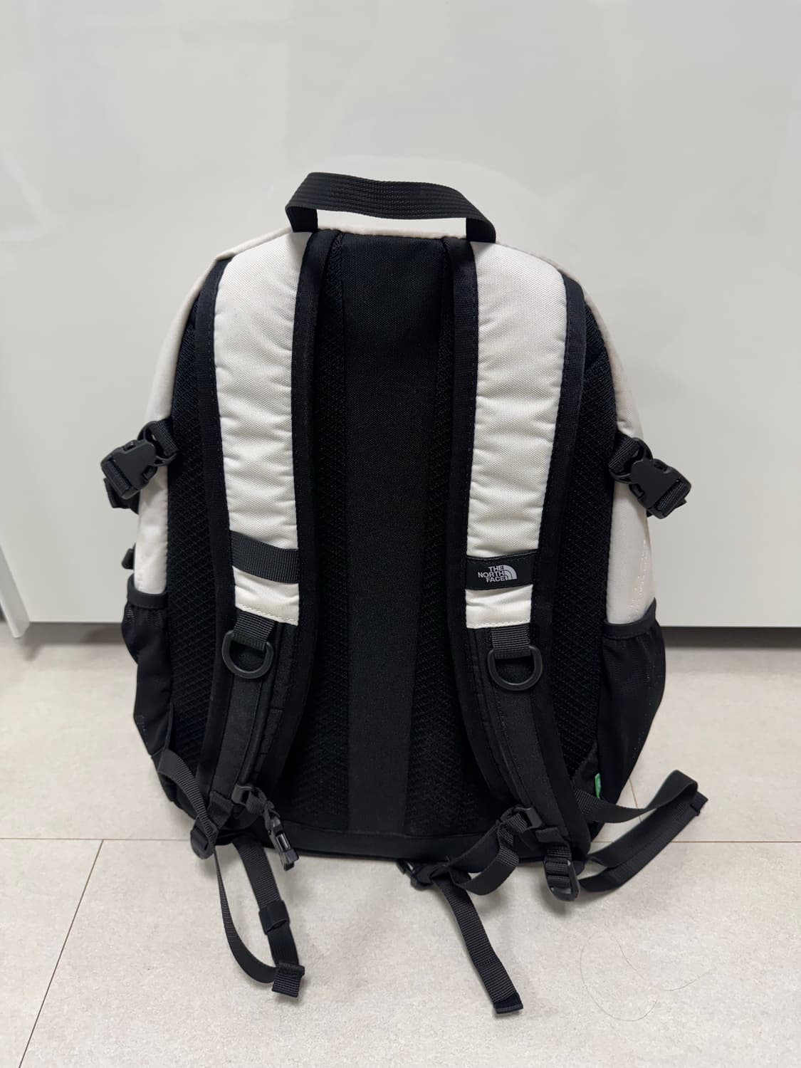 노스페이스 미니샷 백팩 18L 상품이미지4