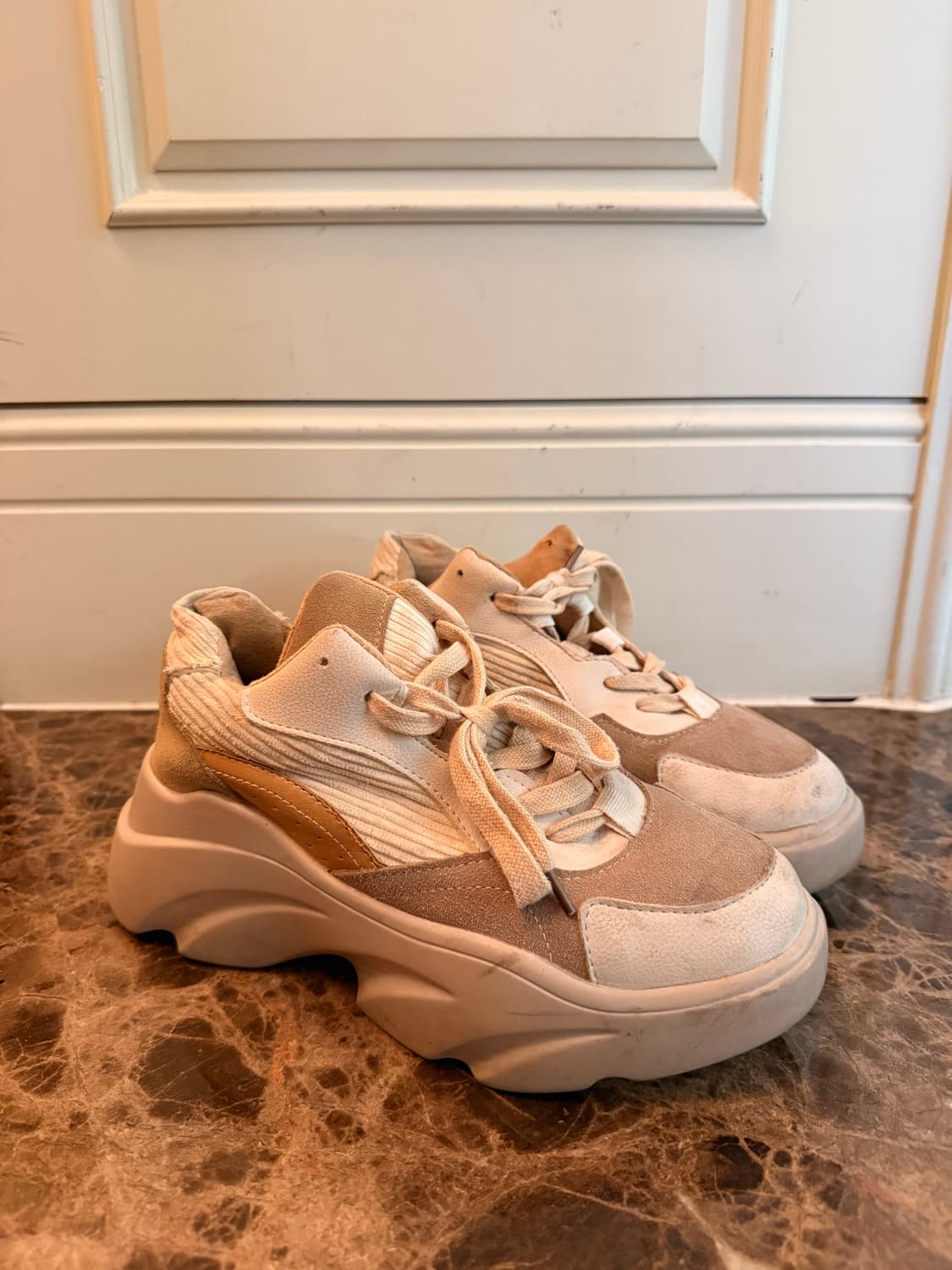 ASOS 스니커즈 240 상품이미지1
