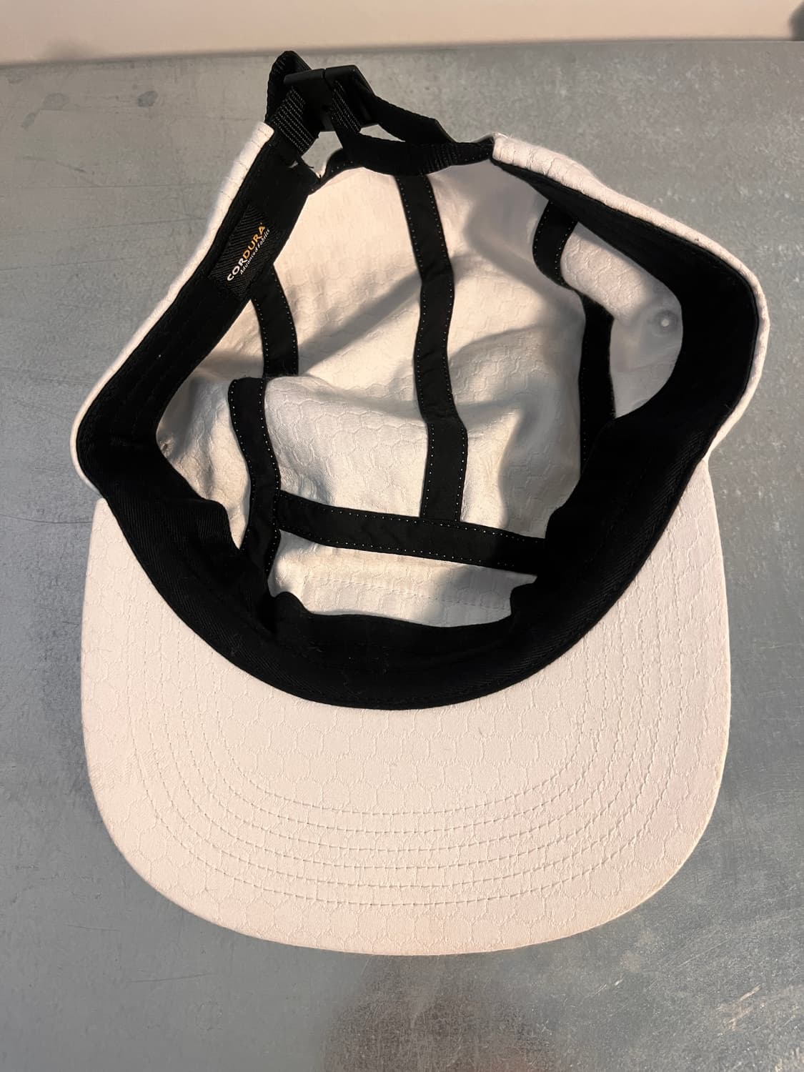 슈프림 올 화이트 캠프캡 상품이미지4