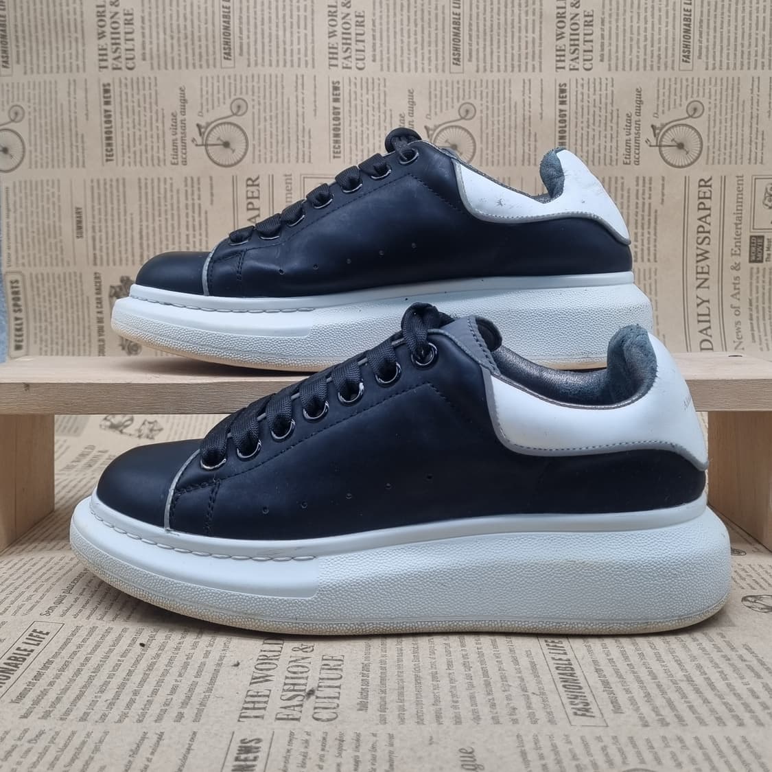 알렉산더맥퀸 여성스니커즈240 상품이미지1