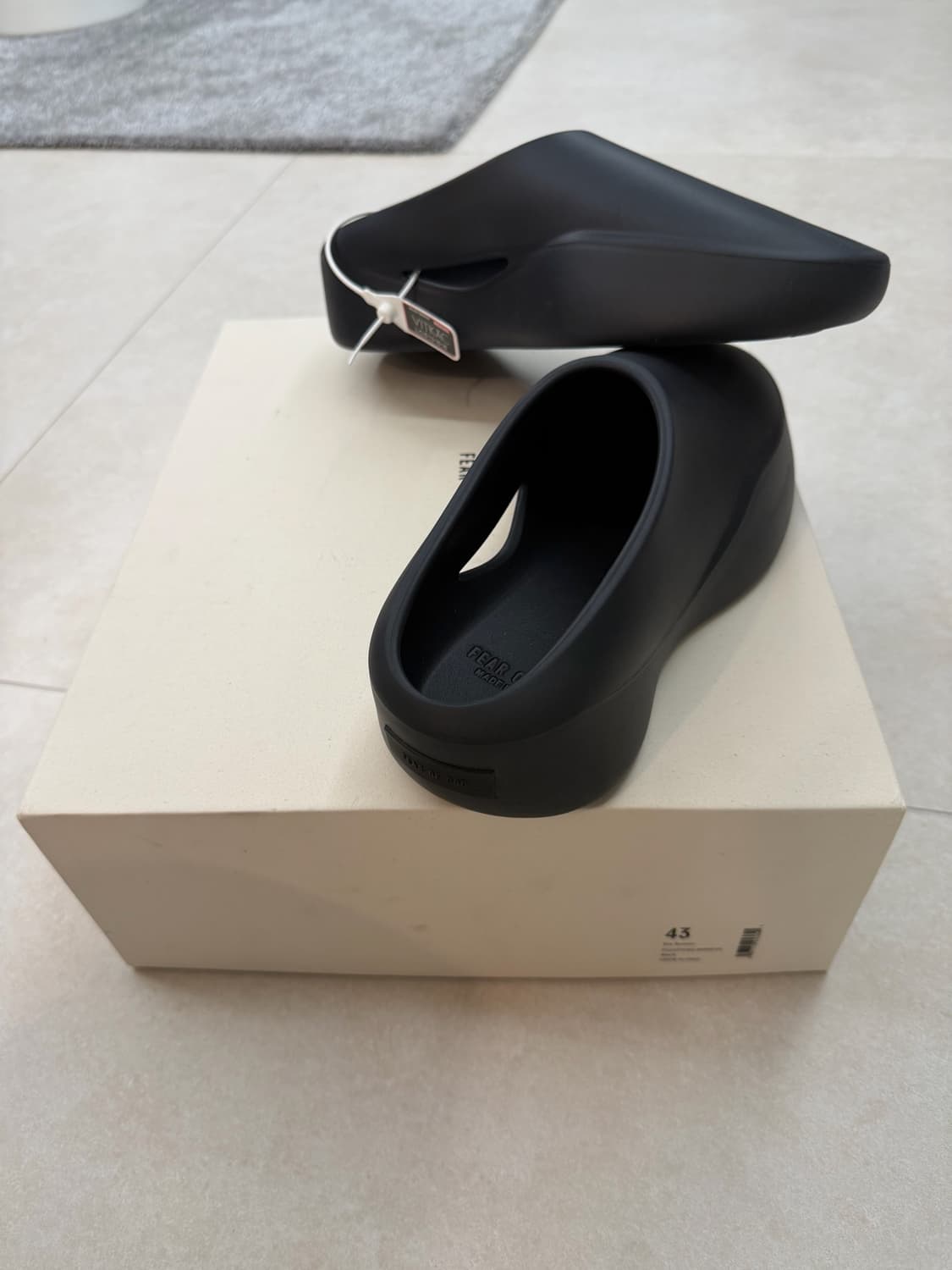 Fear of god EVA러너 피오갓 runner 블랙 상품이미지4