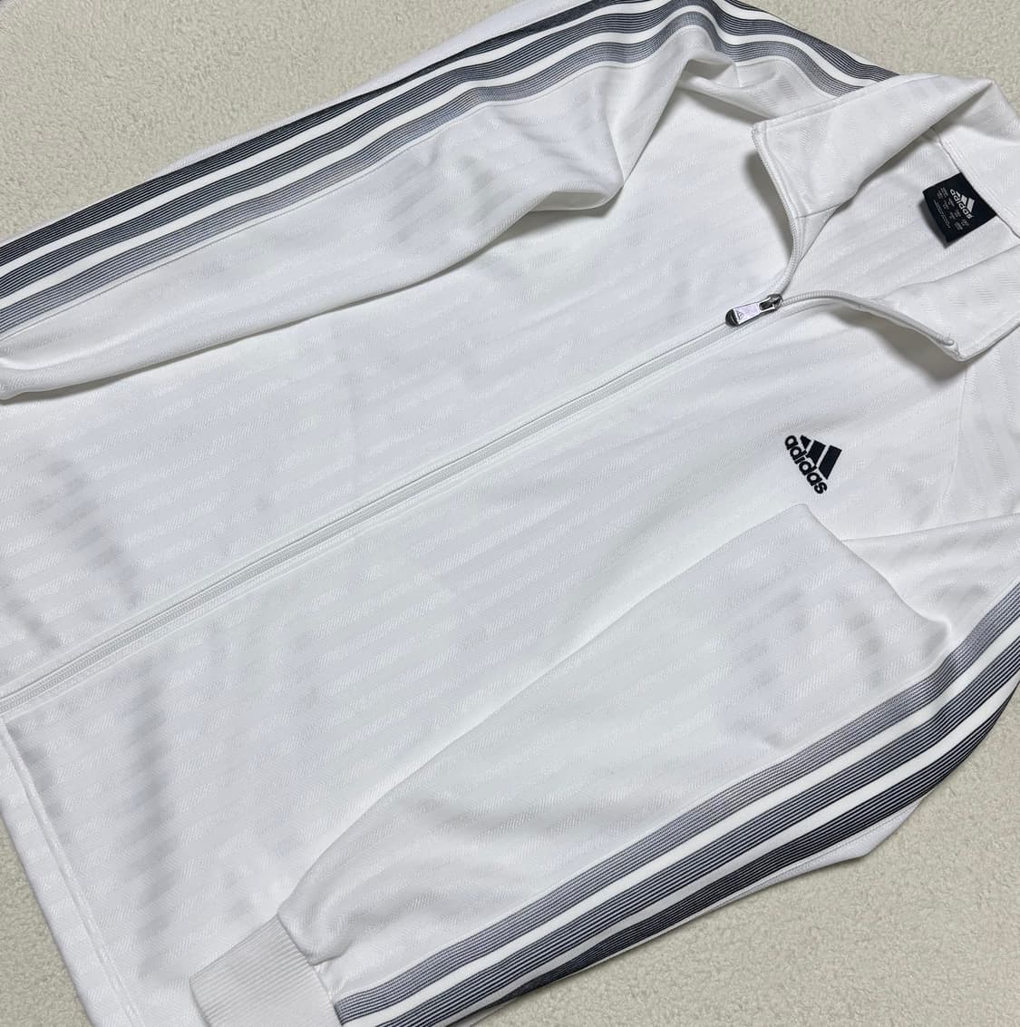 아디다스 일본 퍼포먼스 화이트/그라데이션 실버 져지 상품이미지3