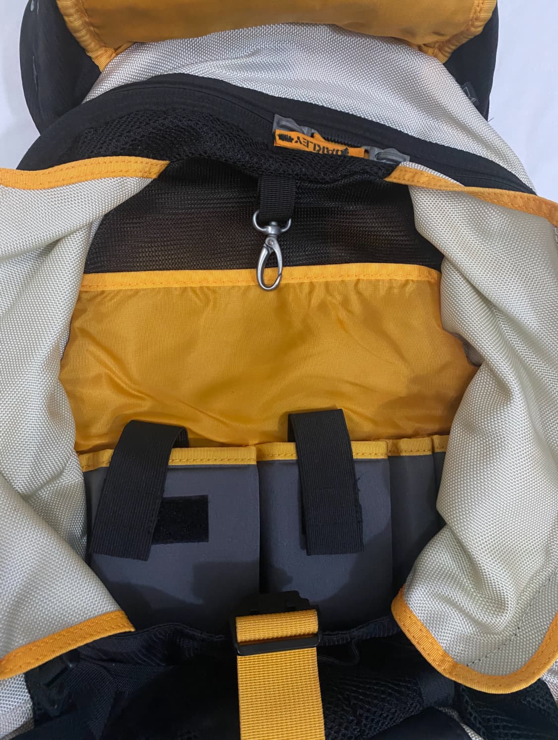 오클리 아이콘 3.0 백팩 가방 상품이미지4