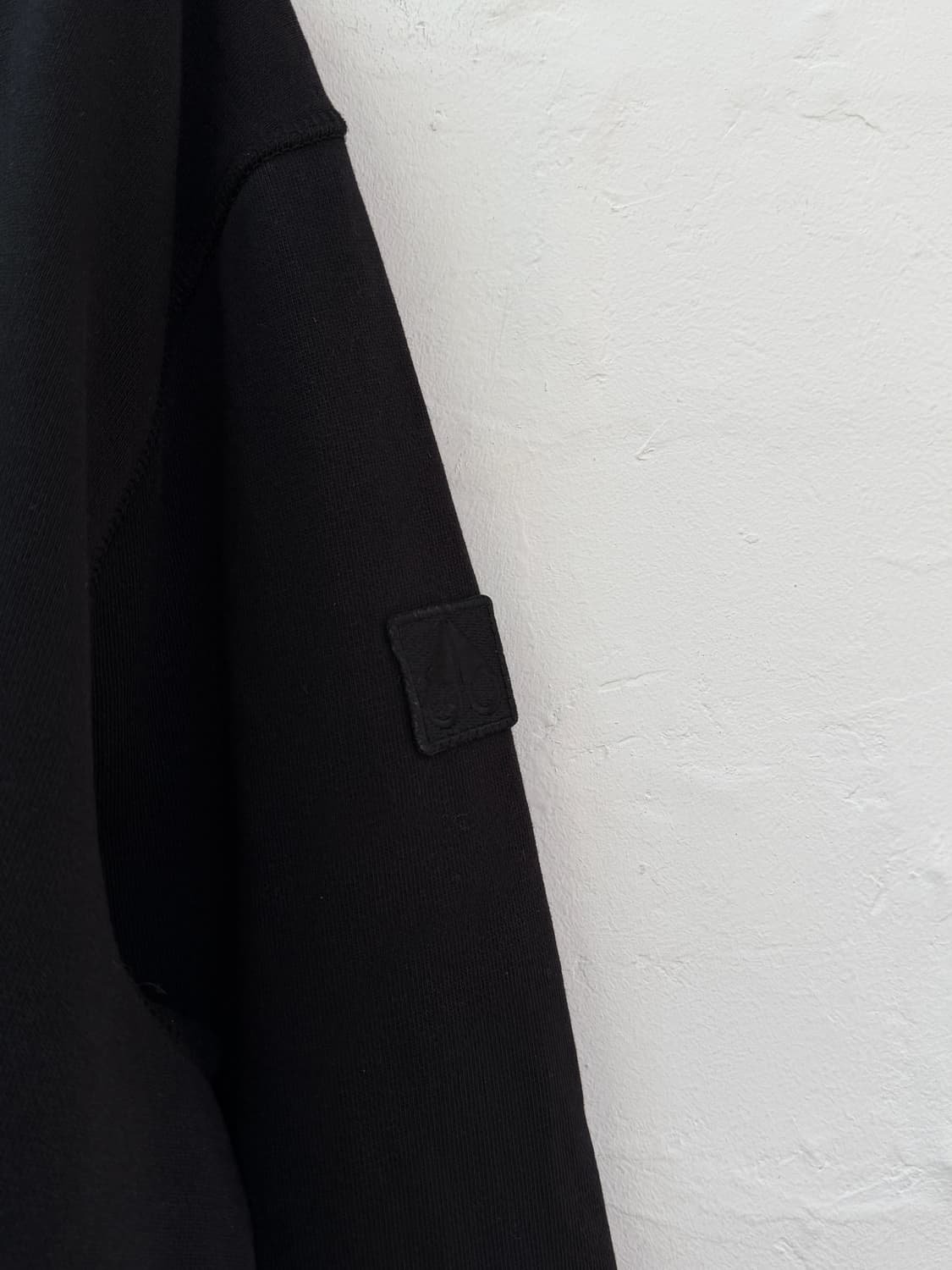 Moose Knuckles 무스너클 블랙 맨투맨 XL 상품이미지5