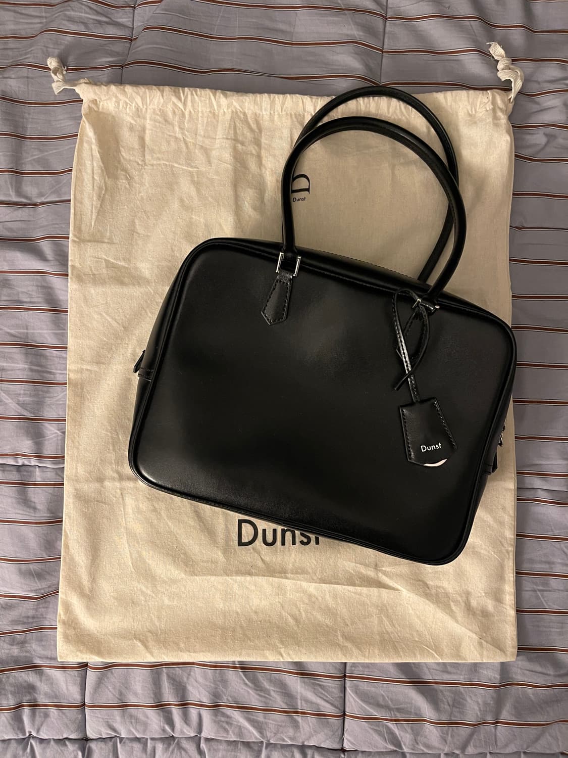 던스트 클래식 28 레더 토트백 상품이미지1