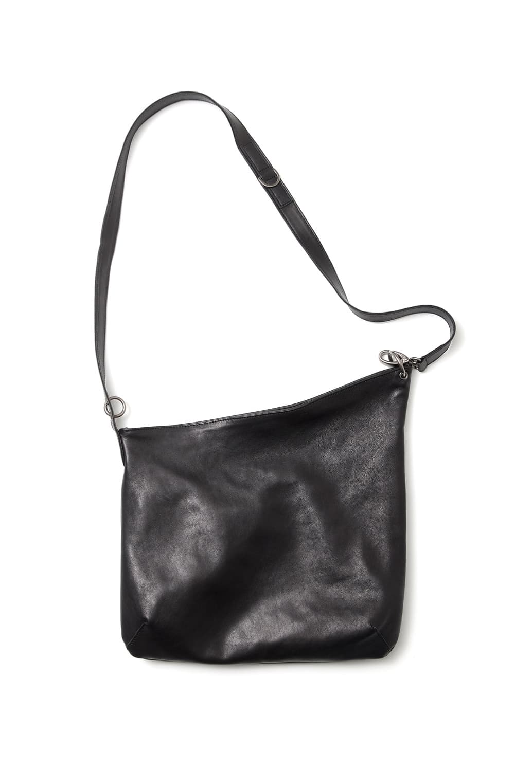 해칭룸 가방-Archer Bag Lamb Skin Black 상품이미지1