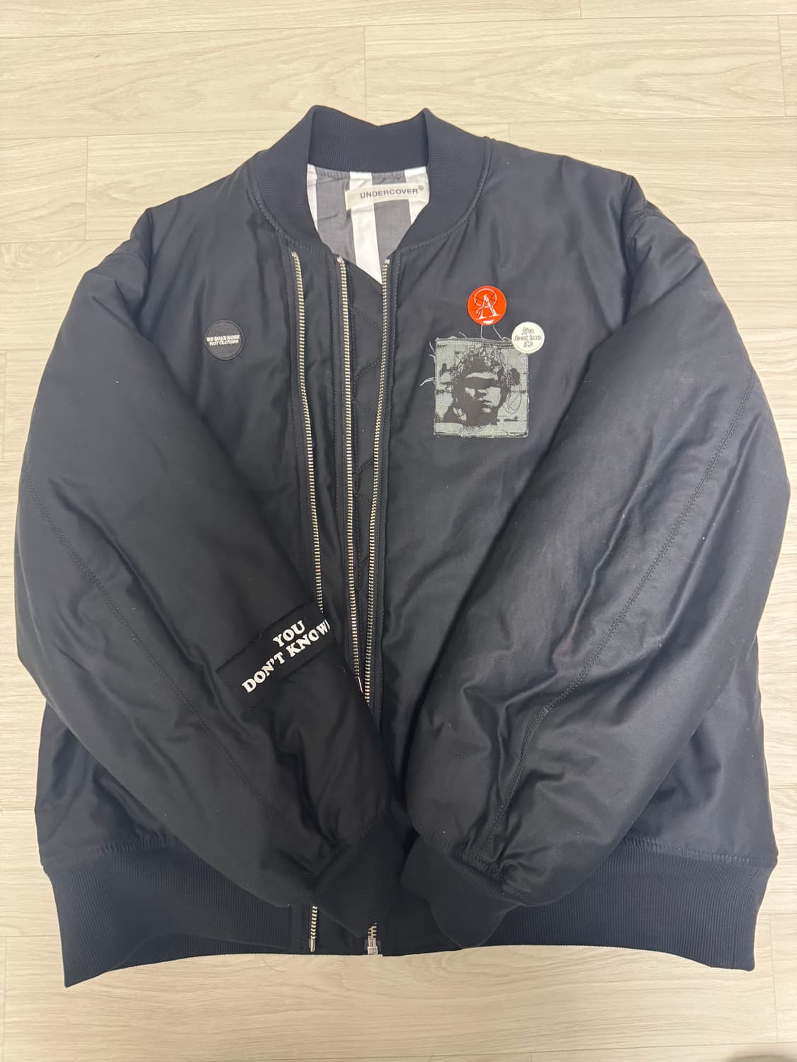 [2] 언더커버 패치 퀼팅 봄버 자켓 상품이미지2