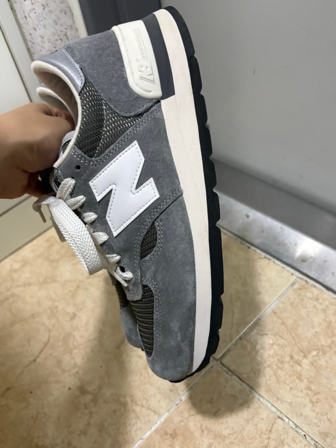 뉴발란스 990v1 그레이 260 상품이미지2
