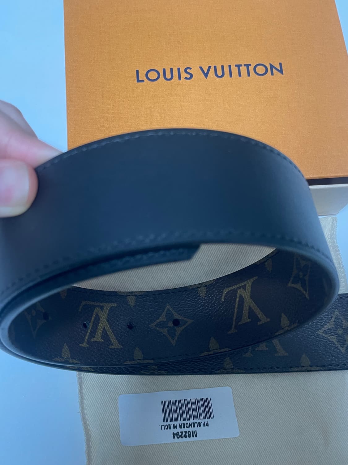 LV 이니셜 리버서블 모노그램 벨트 상품이미지4