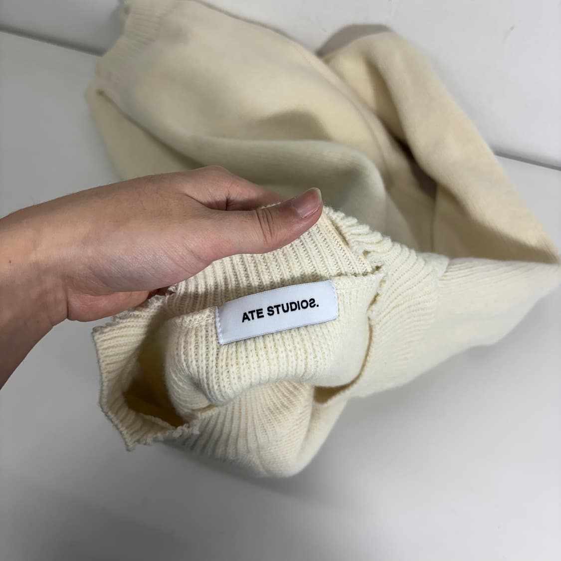 XL ATE STUDIOS 아이보리 빈티지 데미지 가디건 상품이미지4