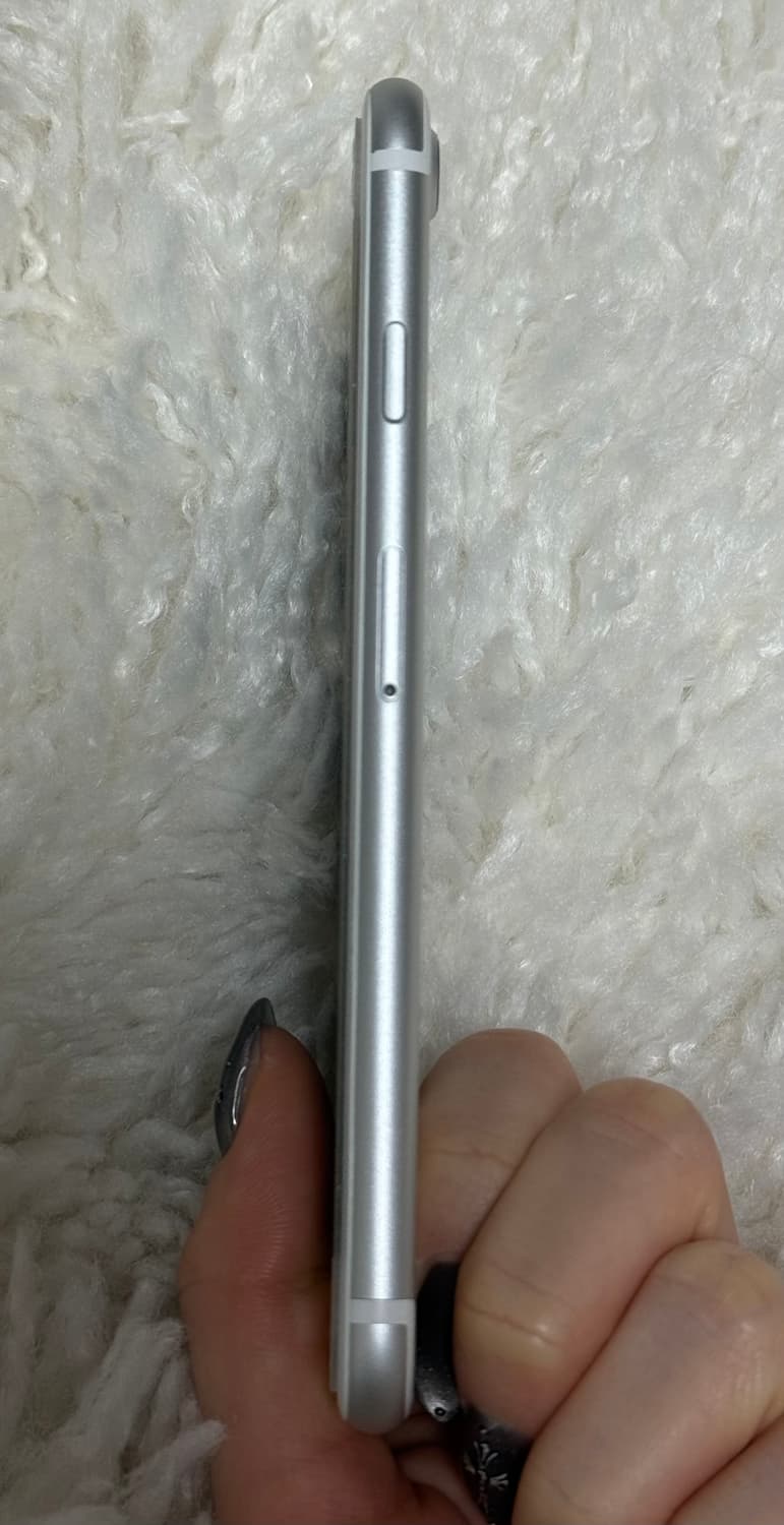 아이폰 7 실버 32GB 무음카메라 상품이미지5