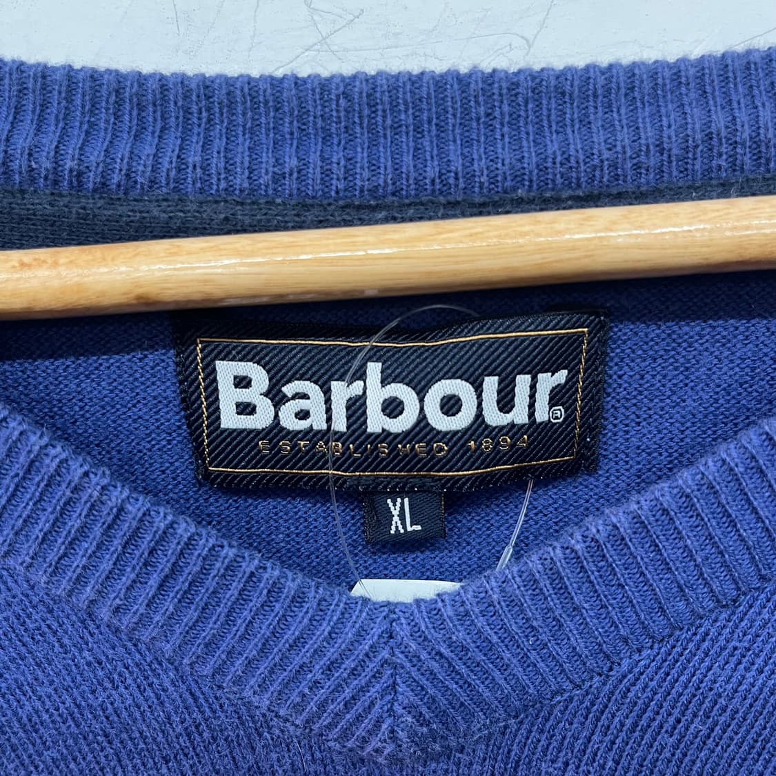 바버 V넥 니트 블루 남XL 상품이미지4